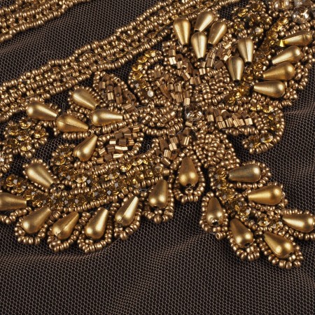 Cuerpo pedrería oro