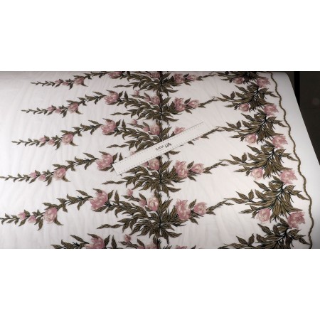 Tul bordado flores rosa