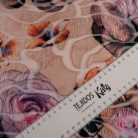 Fantasía devoré flores rosas