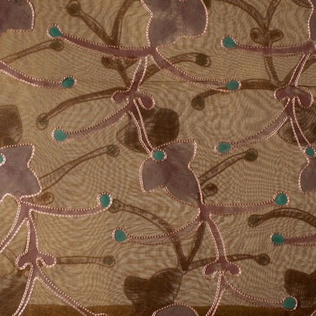 Organza de seda bordada