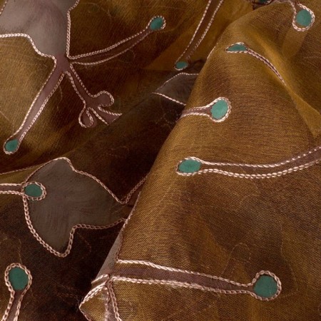 Organza de seda bordada