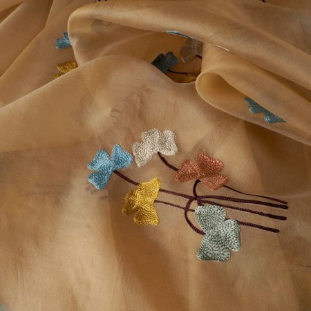 Organza de seda bordada flores