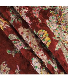 Jacquard bordado castaño