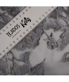 Tul bordado gris plata