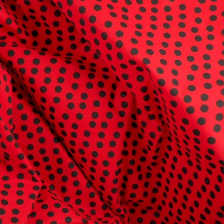 Popelina de lunares rojo y negro