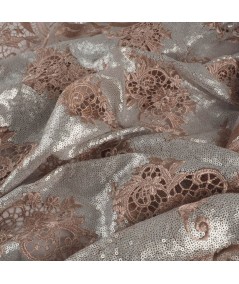 Guipur rosa palo con lentejuelas
