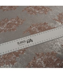 Guipur rosa palo con lentejuelas