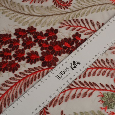 Tul bordado beige y coral