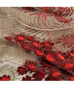 Tul bordado beige y coral