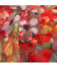 Fantasía roja devoré flores