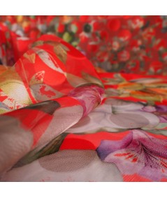 Fantasía roja devoré flores