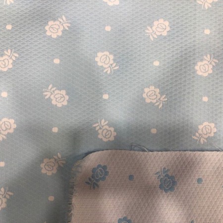 Jacquard  flores blancas