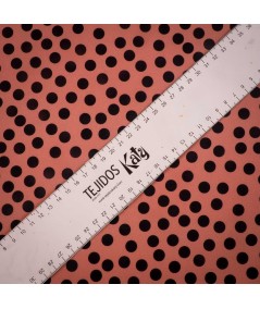 Tela Rosa con Lunares Negros
