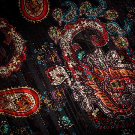 Gasa Estampada Con Diseño Cachemir