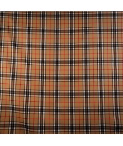 Cuadro Sastrero Clásico Beige, Negro y Rojo