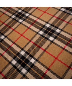 Cuadro Sastrero Clásico Beige, Negro y Rojo