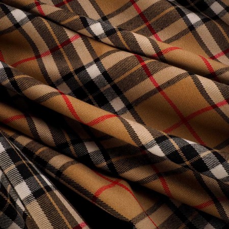 Cuadro Sastrero Clásico Beige, Negro y Rojo