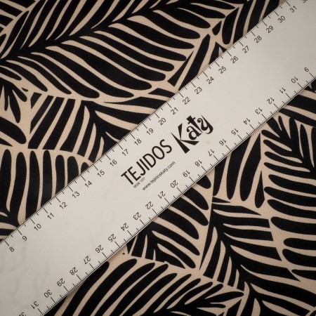 Saten Bicolor Blanco y Negro con Hojas – Naturaleza Gráfica