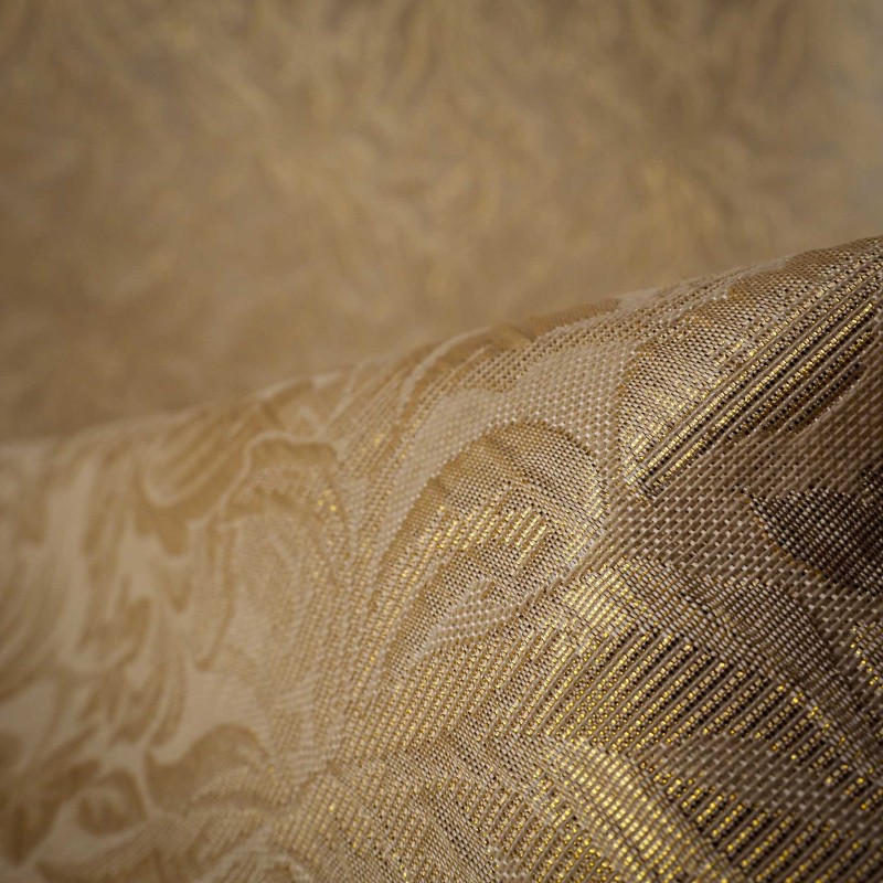 Jacquard de Fiesta Blanco Crema con Lurex Dorado