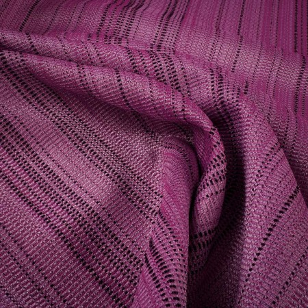 Dobby Raya Morada Elegante