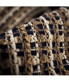 Tejido Chanel Tweed Beige, Camel y Negro – Elegancia Atemporal